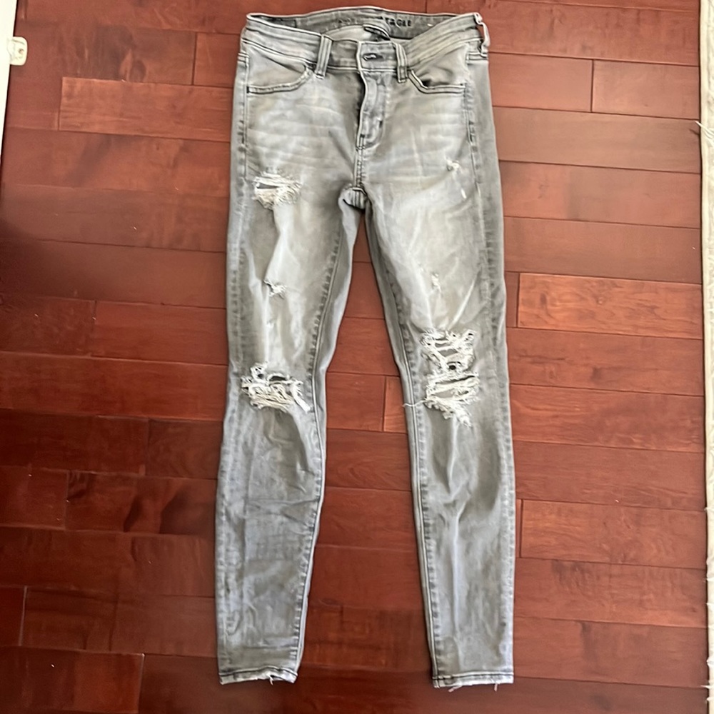 American Eagle Ne(x)t Level Stretch Ripped Gray Skinny Jeans size 0